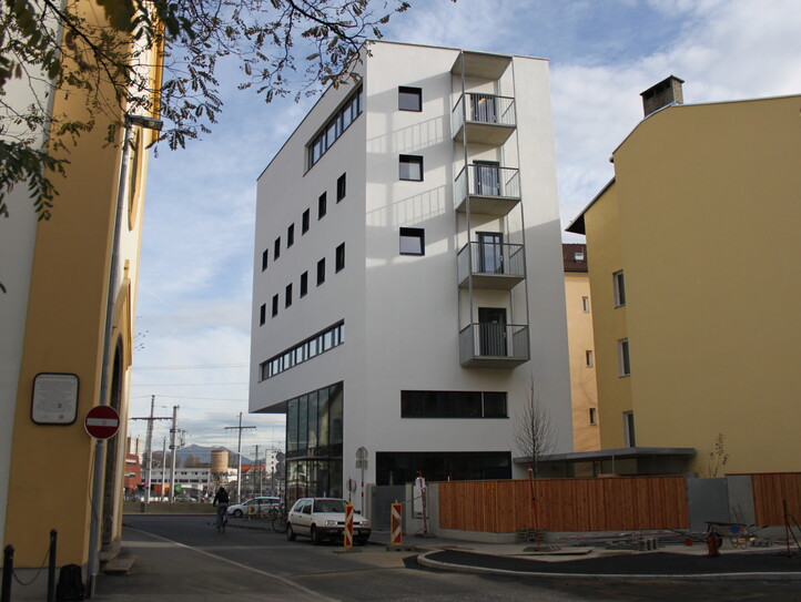 Gebäude der Mentlvilla von Außen