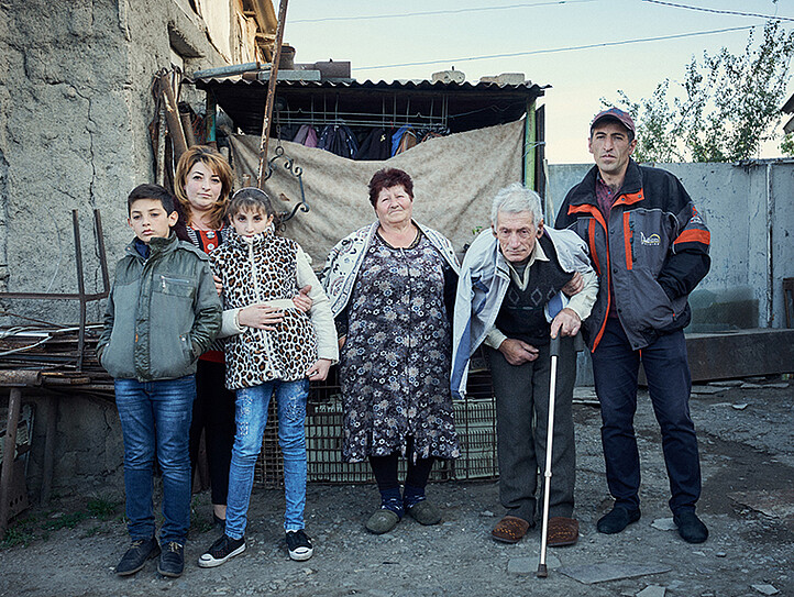 Eine Generationenfamilie in Armenien